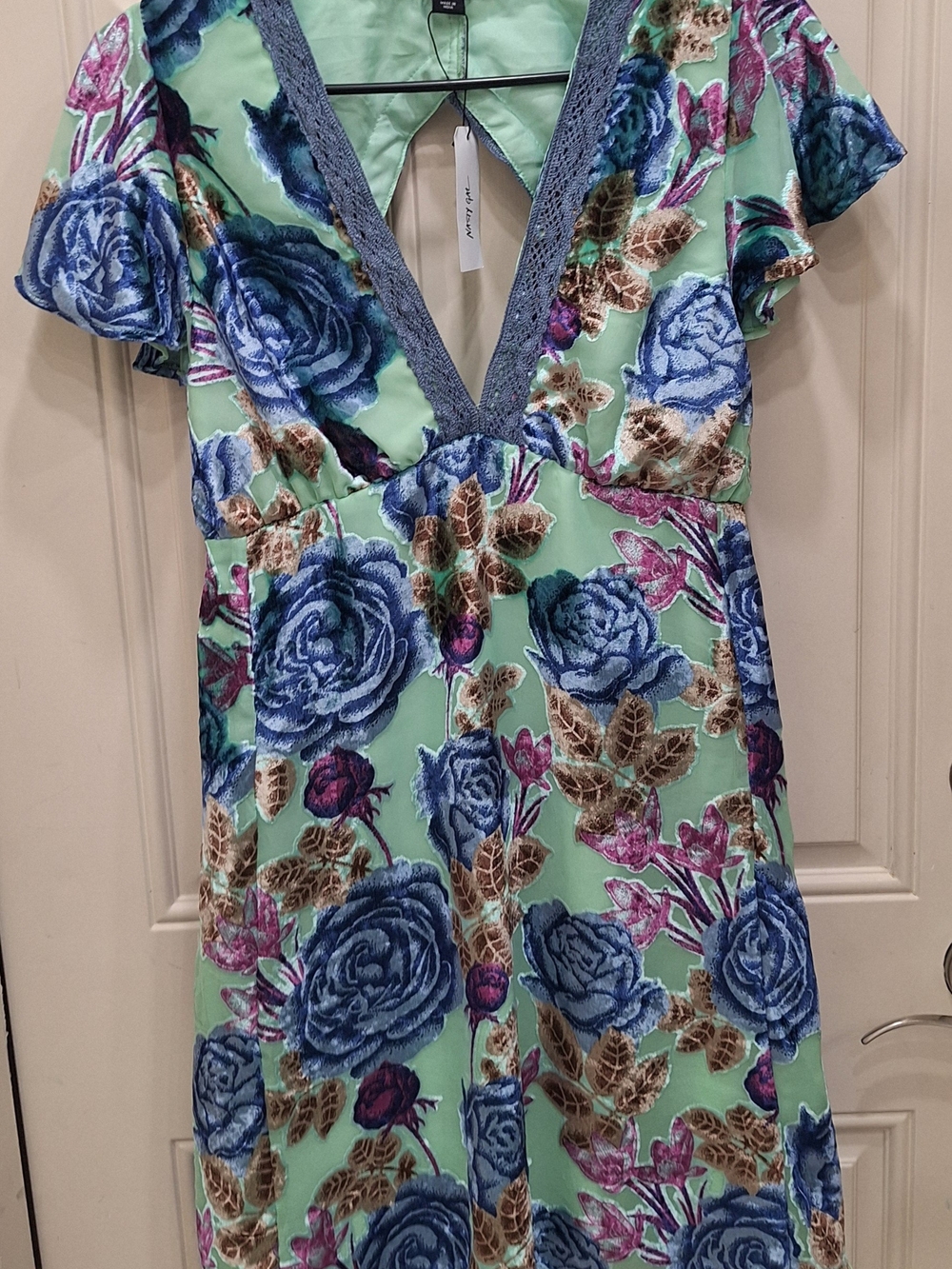 Nasty Gal Mint Floral V-Neck Tunic with Blue and Pink Blooms